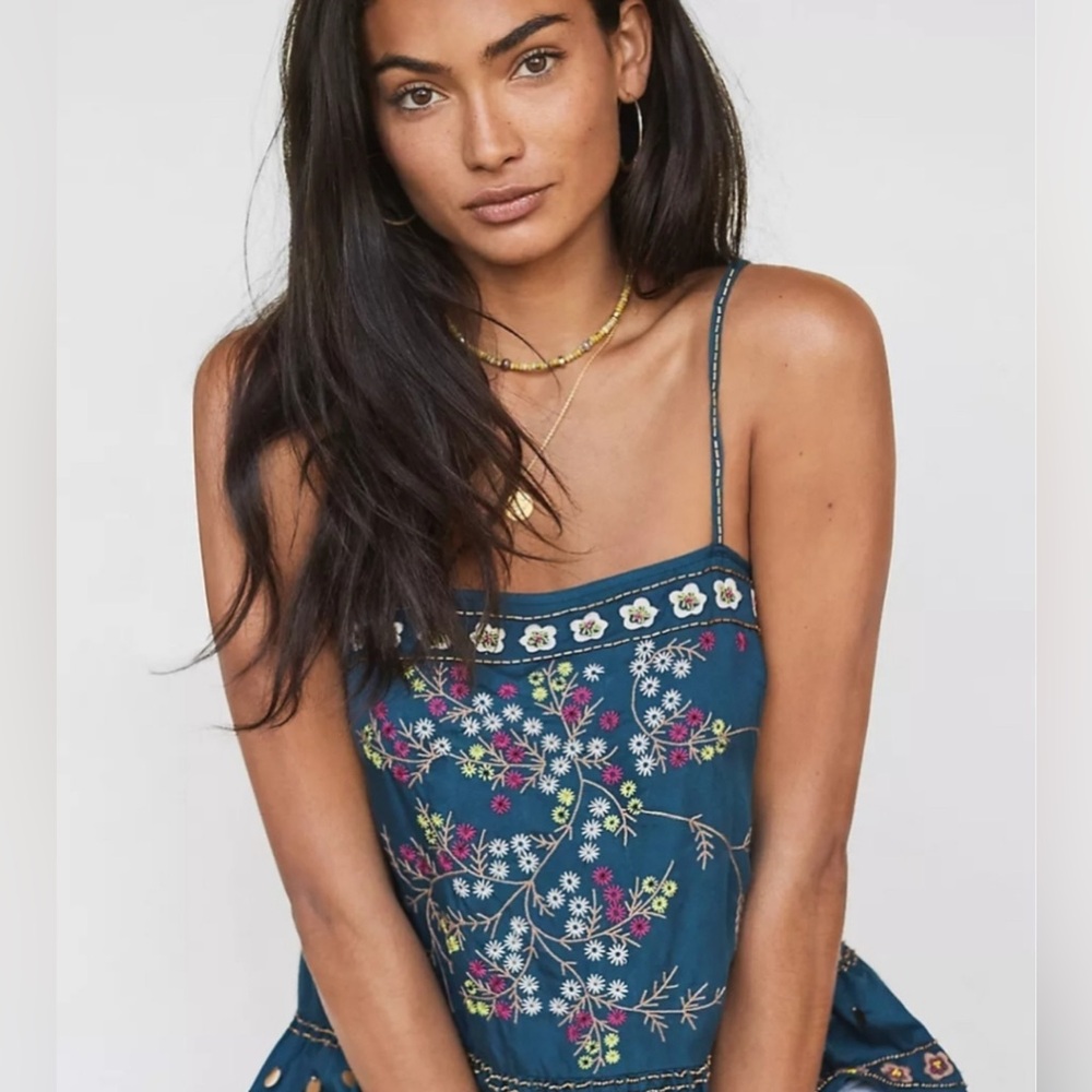 Anthropologie luzia cropped cami